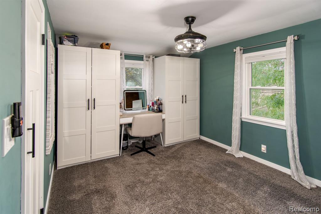929 IOLA, Flushing, MI 48433 — Photo 19