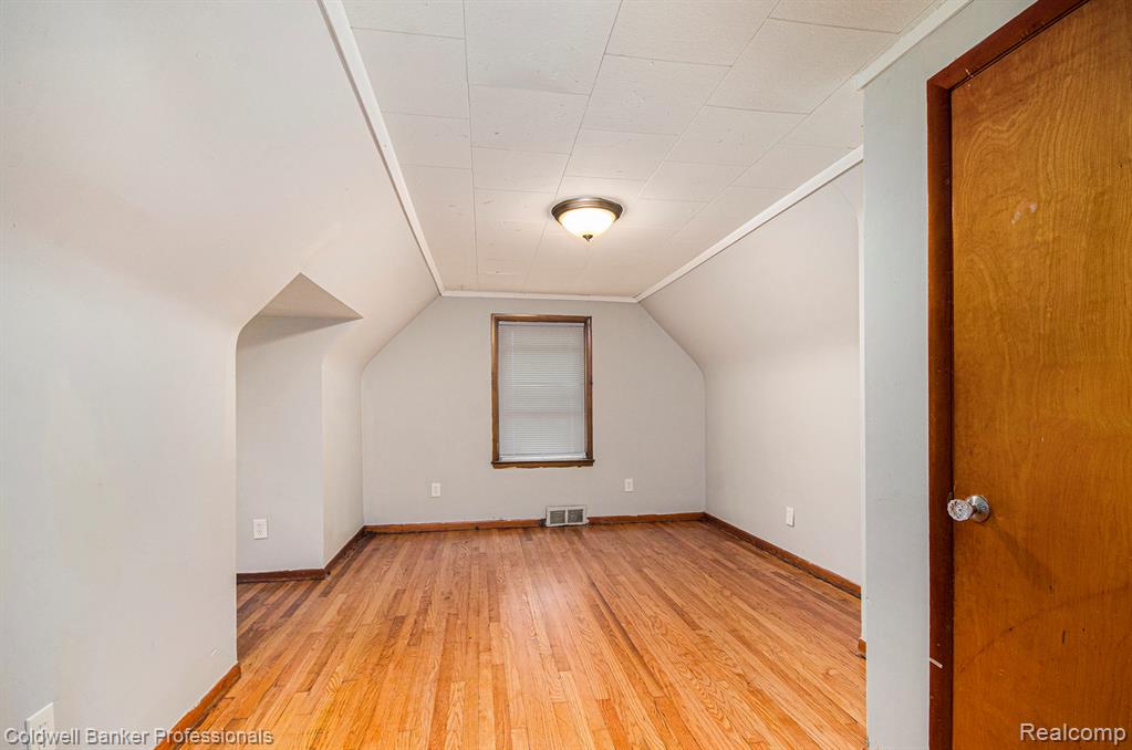 5764 Marseilles Street, Detroit, MI 48224 — Photo 15