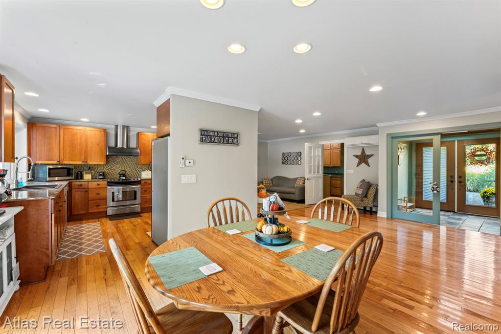 9449 Ridge Road, Goodrich Vlg, MI — Photo 11