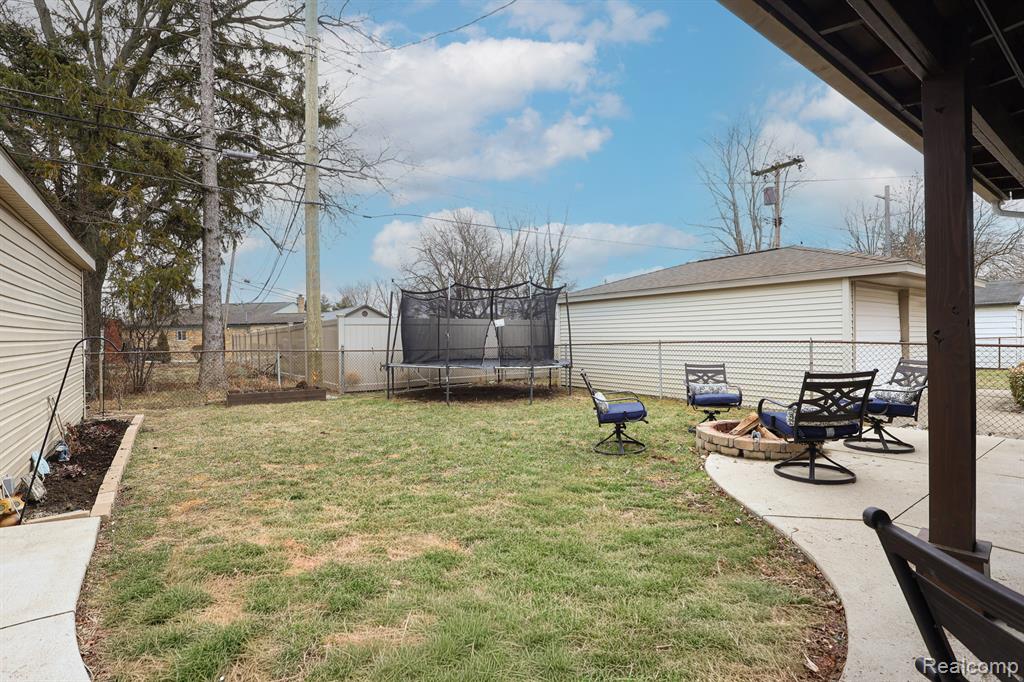8132 Perrin Avenue, Westland, MI — Photo 3