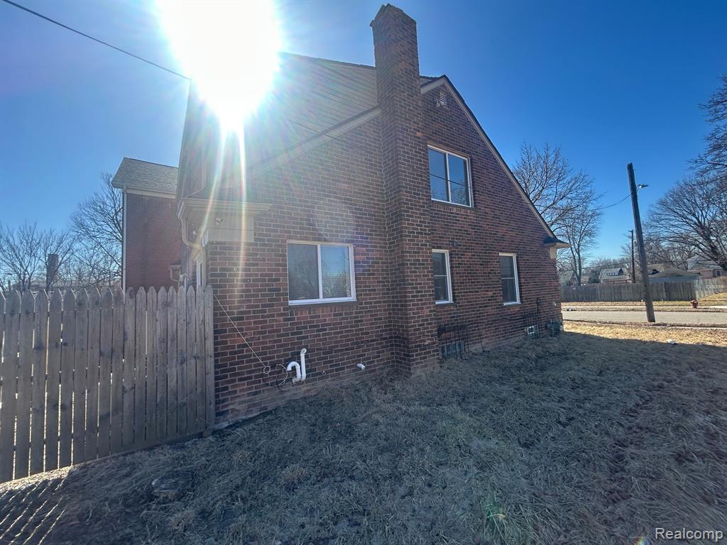 5258 NEWPORT Street, Detroit, MI 48213 — Photo 57