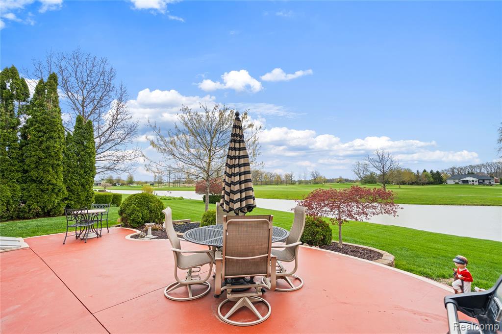 945 Saint James Park Avenue, Monroe, MI 48161 — Photo 44