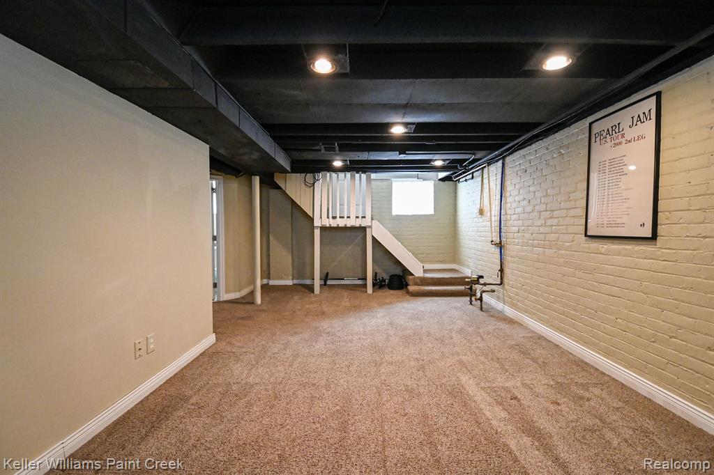 606 N CENTER Street, Royal Oak, MI 48067 — Photo 34