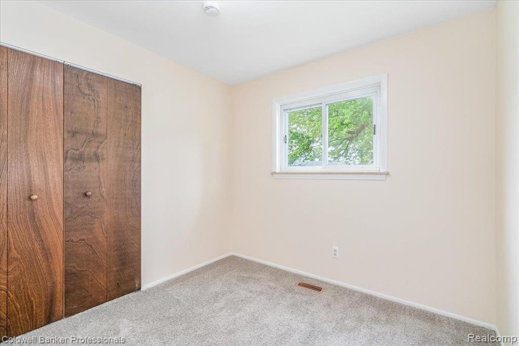 1210 Red Leaf Lane, Ypsilanti, MI 48198 — Photo 31