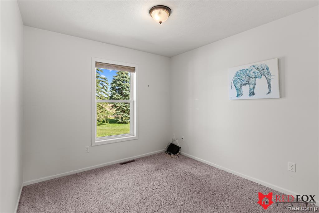 8110 Middleton Road, Corunna, MI 48817 — Photo 33