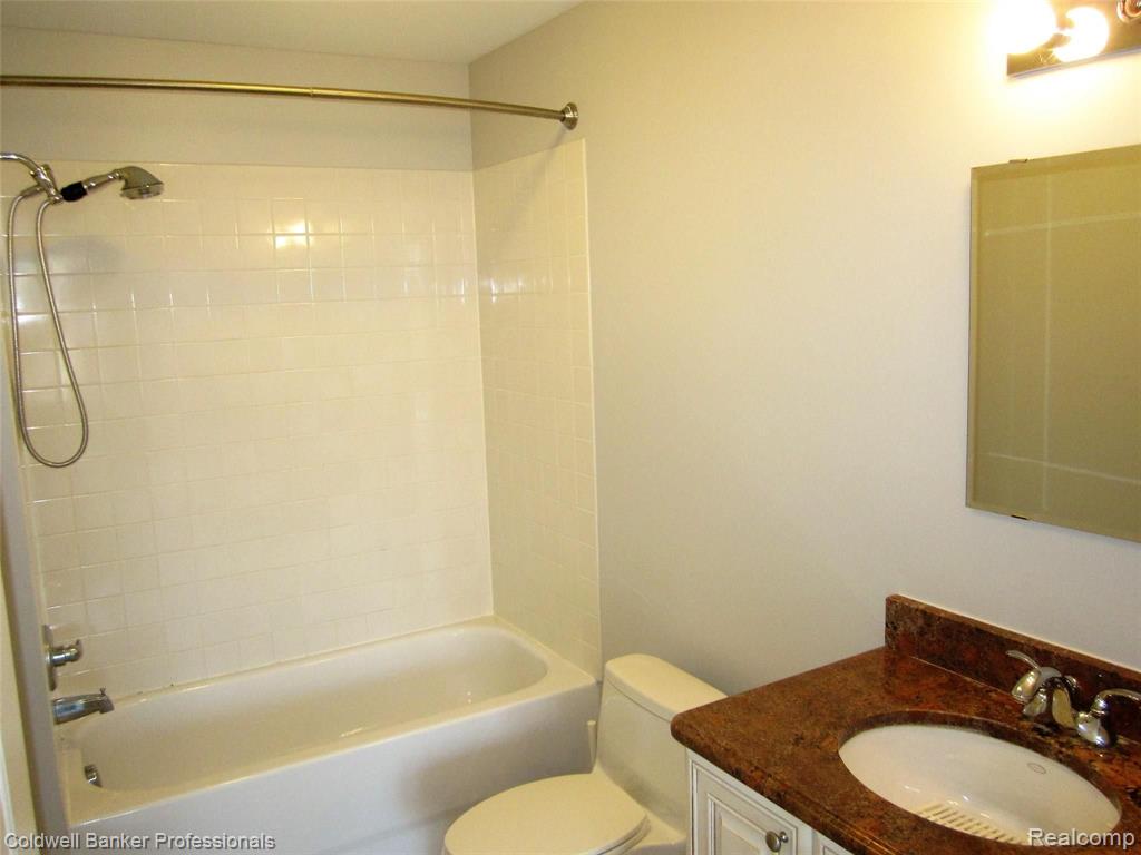 614 E Eleven Mile Road, Royal Oak, MI 48067 — Photo 22