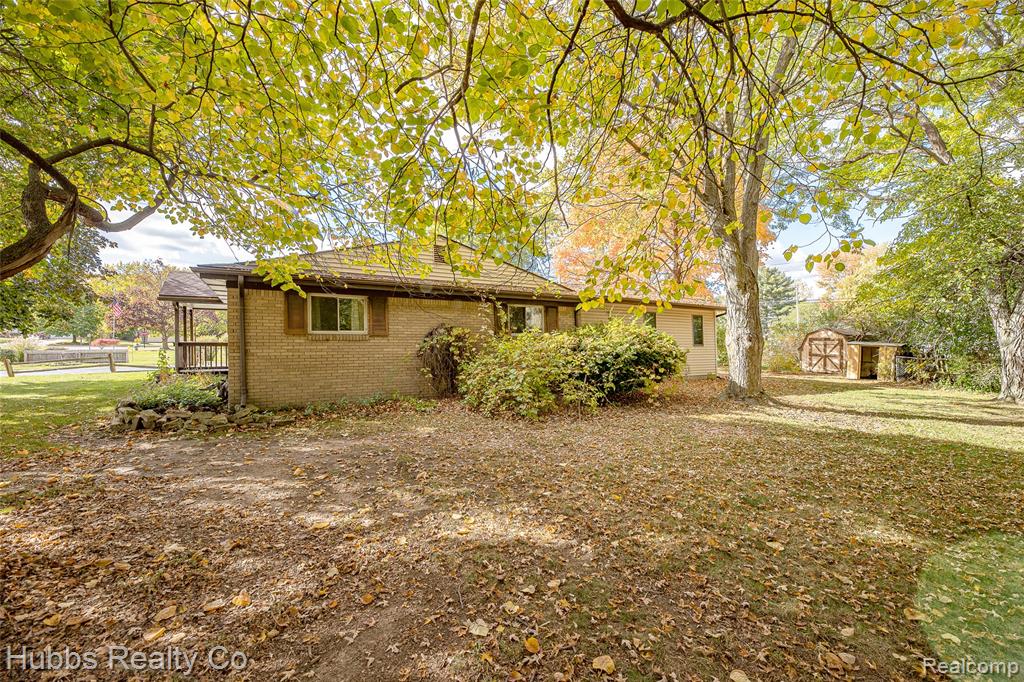 7122 Abbey Lane, Swartz Creek, MI 48473 — Photo 6