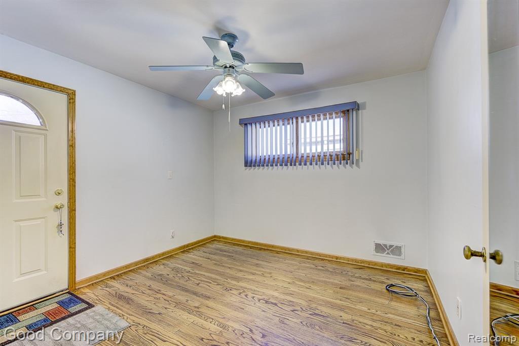 6430 Mayfair Street, Taylor, MI 48180 — Photo 22