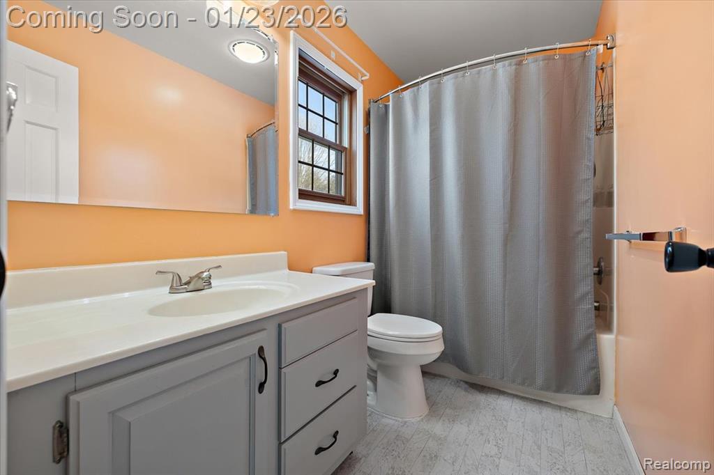 8404 Black River Road, MI 48032 — Photo 36