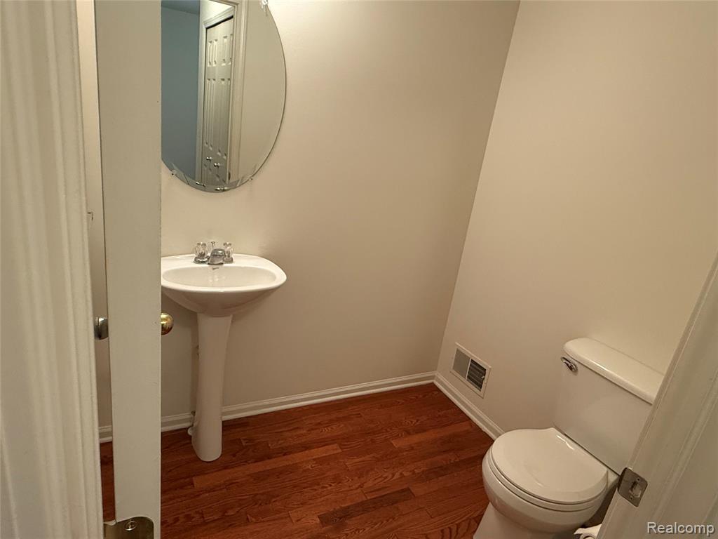 9066 Newport Way, 11, Livonia, MI 48150 — Photo 10