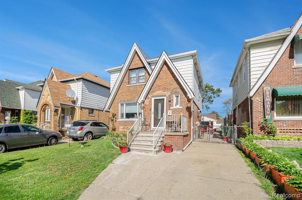 6416 HARTWELL Street, Dearborn, MI 48126 — Photo 2