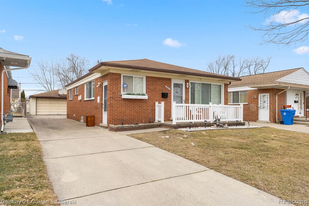 6483 COLONIAL Street, Dearborn Heights, MI 48127 — front exterior