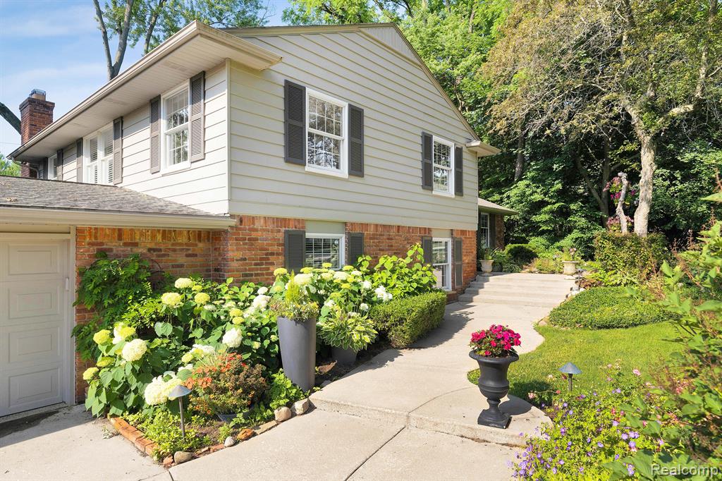 950 Satterlee Road, Bloomfield Hills, MI 48304 — Photo 51