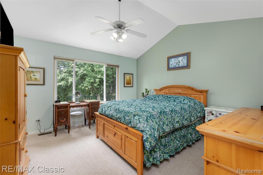 7671 Vamoco Drive, Waterford, MI 48327 — Photo 15