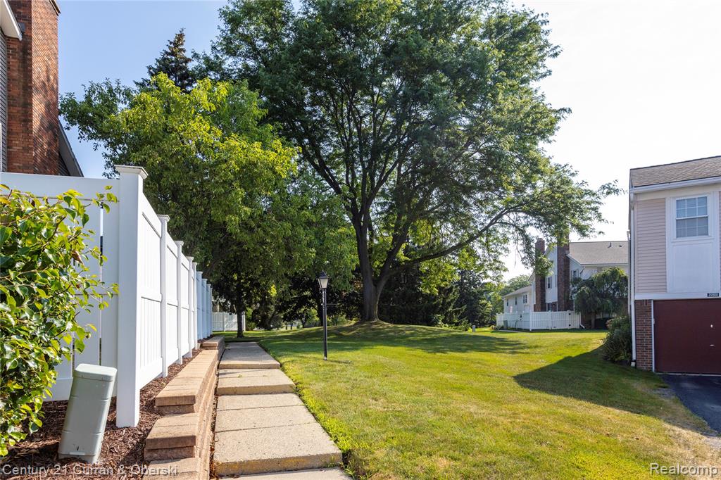 20918 W Glen Haven Circle, Novi, MI 48167 — Photo 36