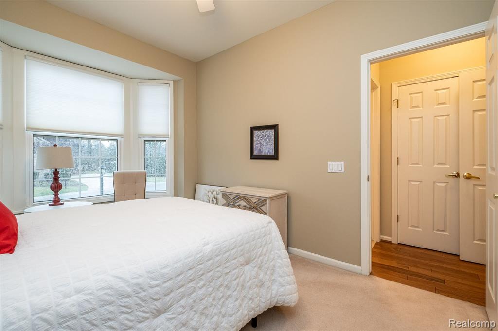16189 FOREST LAKE Drive, 127, Northville, MI 48168 — Photo 25