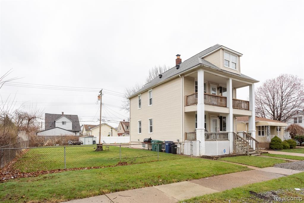 880 WHITE Avenue, Lincoln Park, MI 48146 — Photo 4