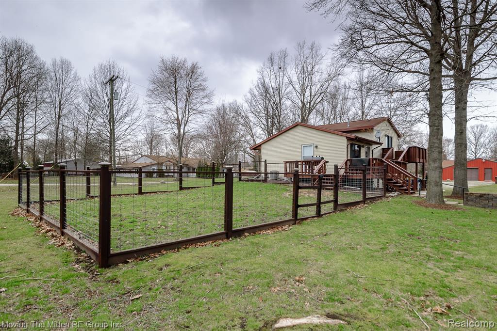 21775 Clemmons Court, Belleville, MI 48111 — Photo 31