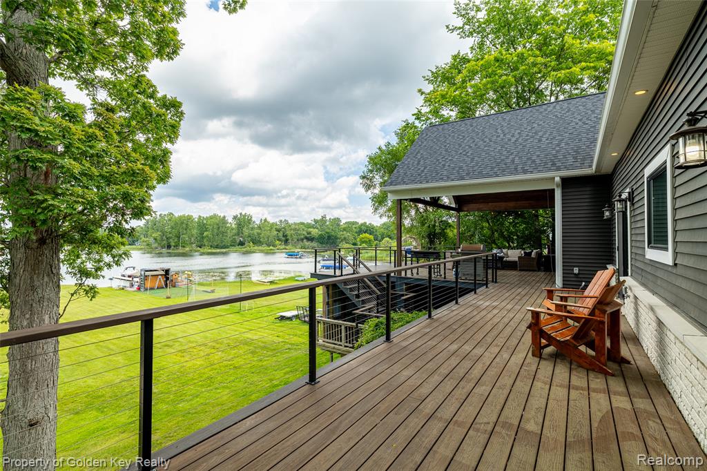 1210 W Oakley Park Road, Commerce Twp, MI 48390 — Photo 38