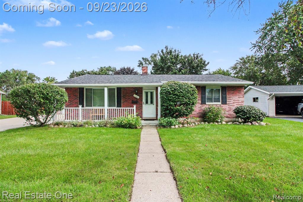 3602 Percy King Road, Waterford, MI 48329