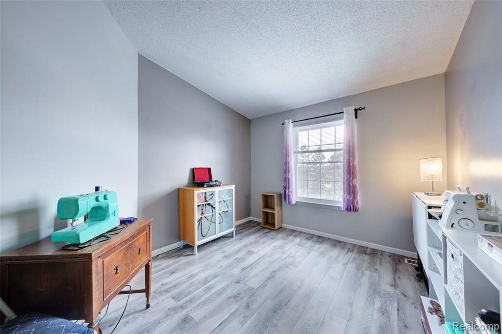 49966 Plymouth Way, Plymouth, MI 48170 — Photo 20