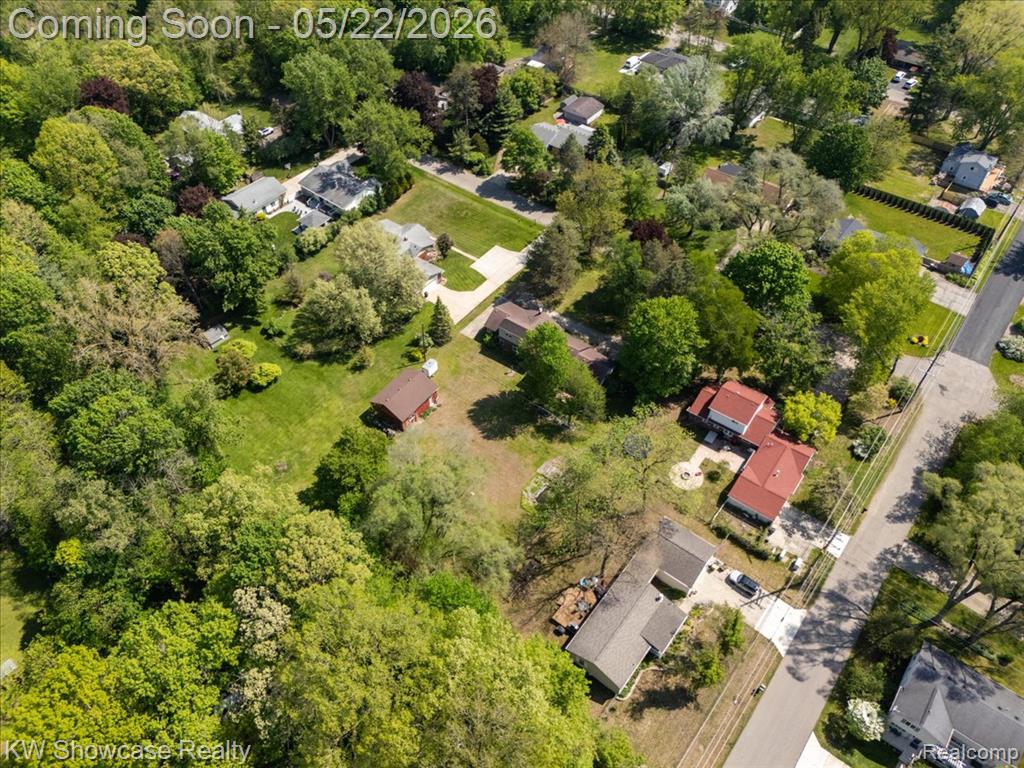 21105 Hugo Street, Farmington, MI 48336 — Photo 35
