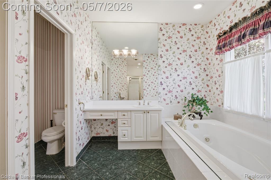 7520 Mistwood Drive, White Lake, MI 48383 — Photo 31