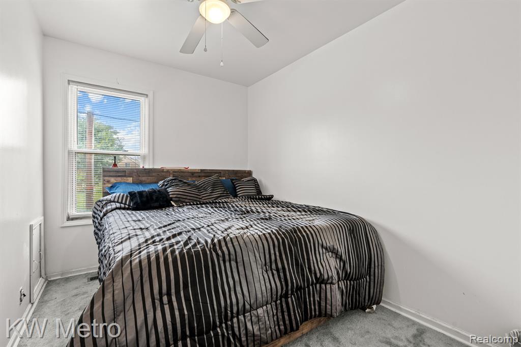 5183 PENNSYLVANIA Street, Detroit, MI 48213 — Photo 23