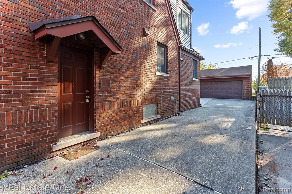 679 Emmons Boulevard, Lincoln Park, MI 48146 — Photo 7
