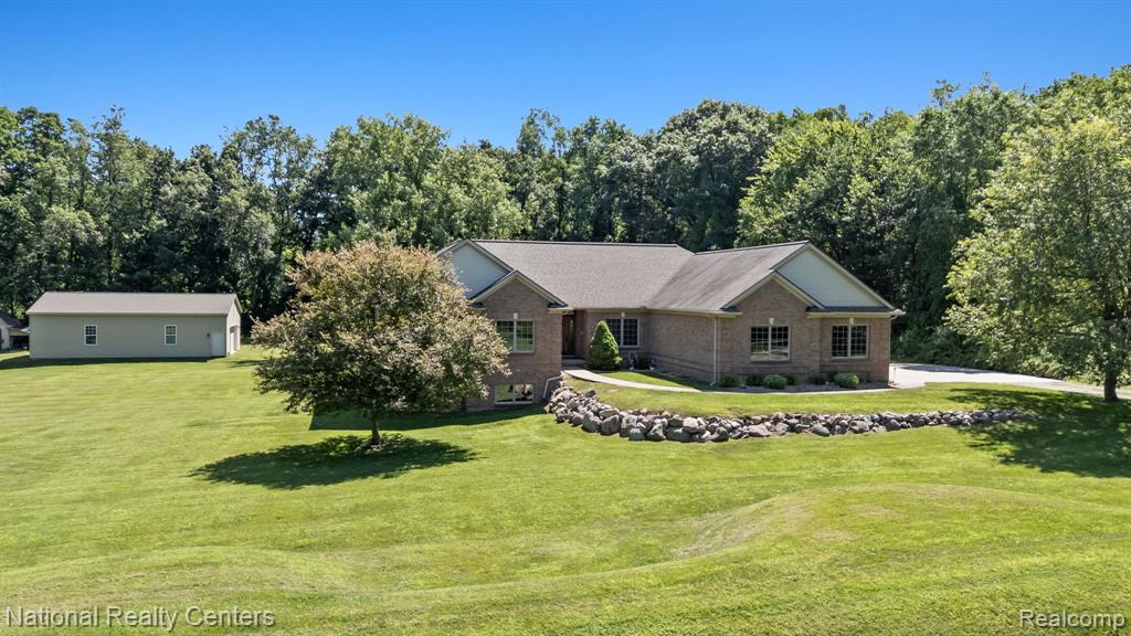 10180 Hadley Road, Clarkston, MI 48348 — Photo 2