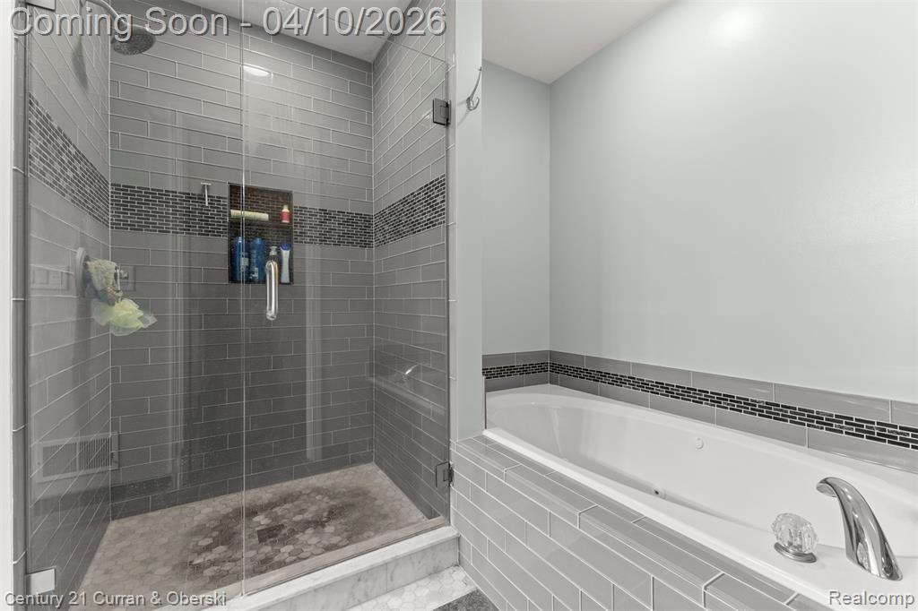 57858 Cider Mill Drive, New Hudson, MI 48165 — Photo 32