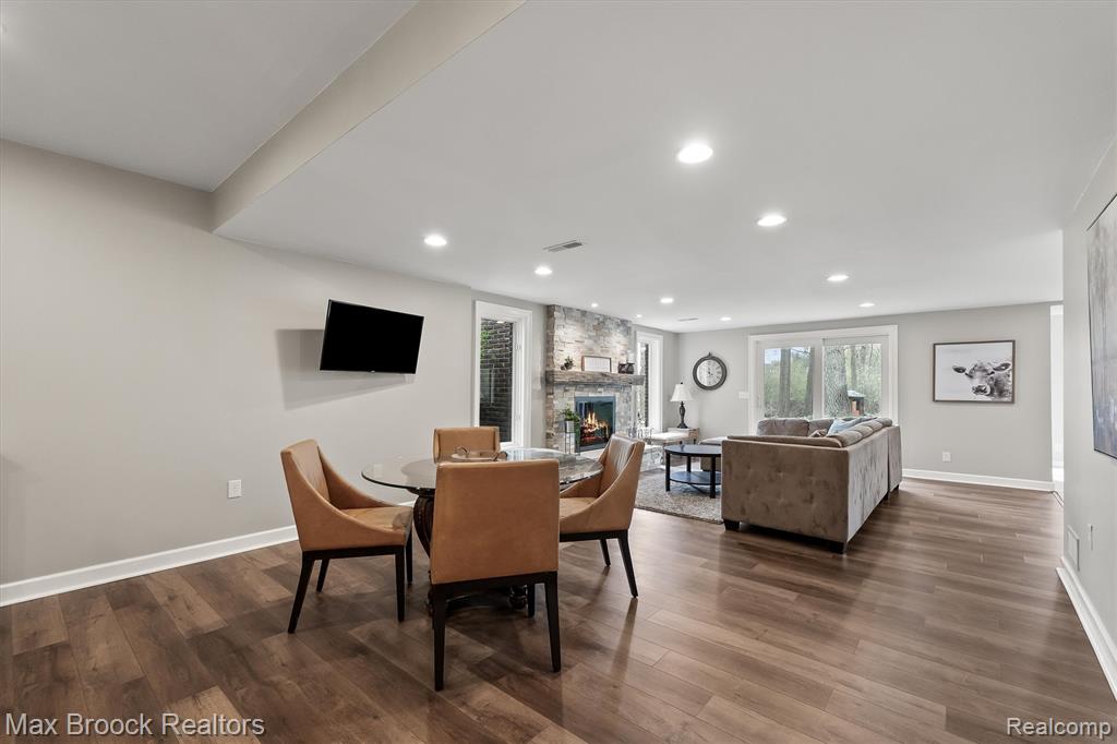 398 Shrewsbury Drive, Clarkston, MI 48348 — Photo 69