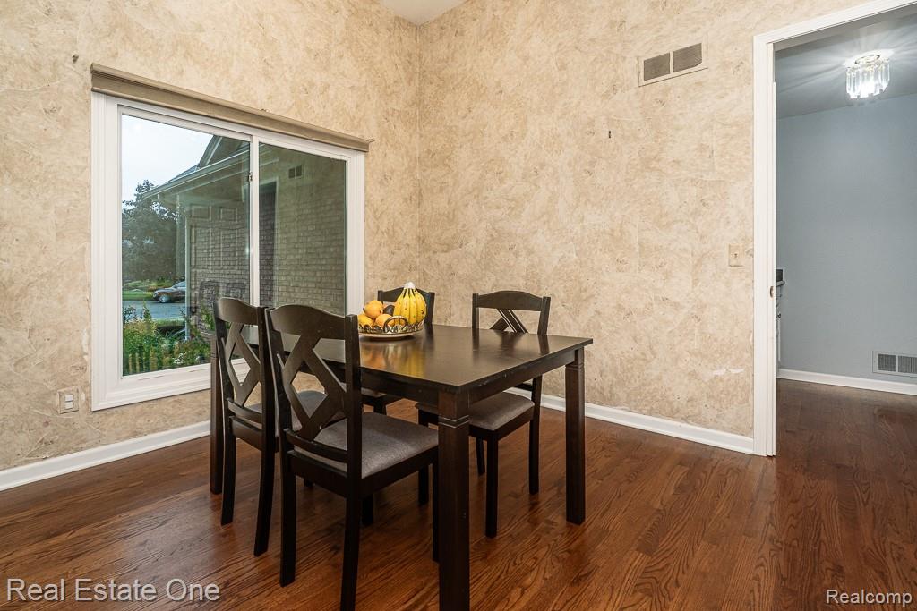 6778 Baytree Court, Shelby Twp, MI 48316 — Photo 6
