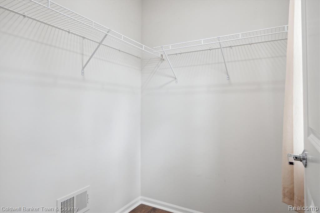 9850 Kylie Drive, Brighton, MI 48116 — Photo 32