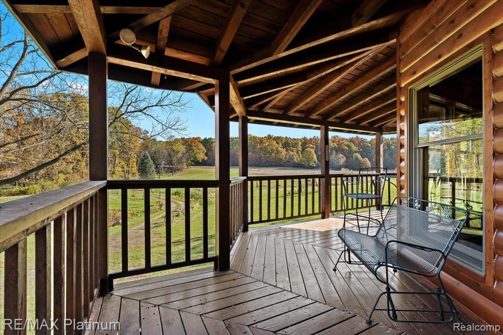 1215 S Bull Run Road, Fowlerville, MI 48836 — Photo 8