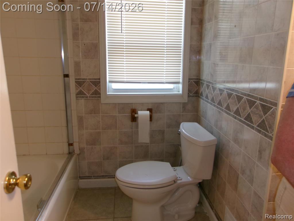 5620 Hipp Street, Dearborn Heights, MI 48125 — Photo 6