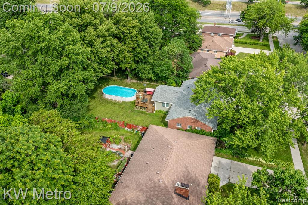 20665 Woodcrest Street, Harper Woods, MI 48225 — Photo 4