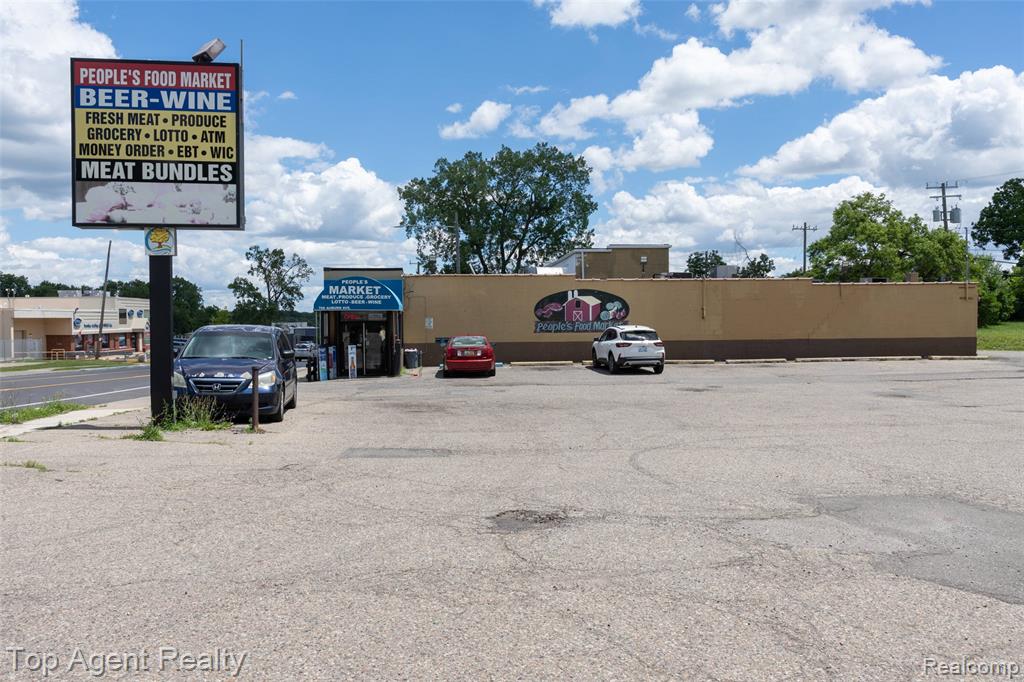 700 Auburn Avenue, Pontiac, MI 48342 — Photo 2