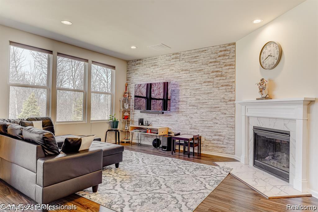 43646 Prospect Lane, Novi, MI — Photo 8