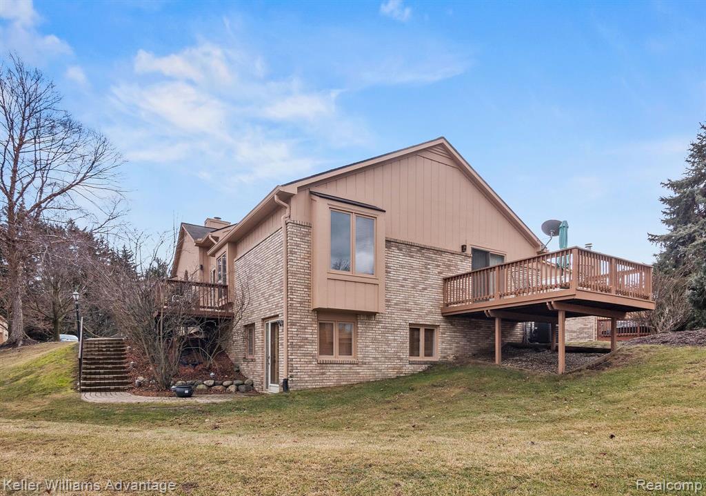 22181 LANCREST, Farmington Hills, MI 48335 — Photo 20