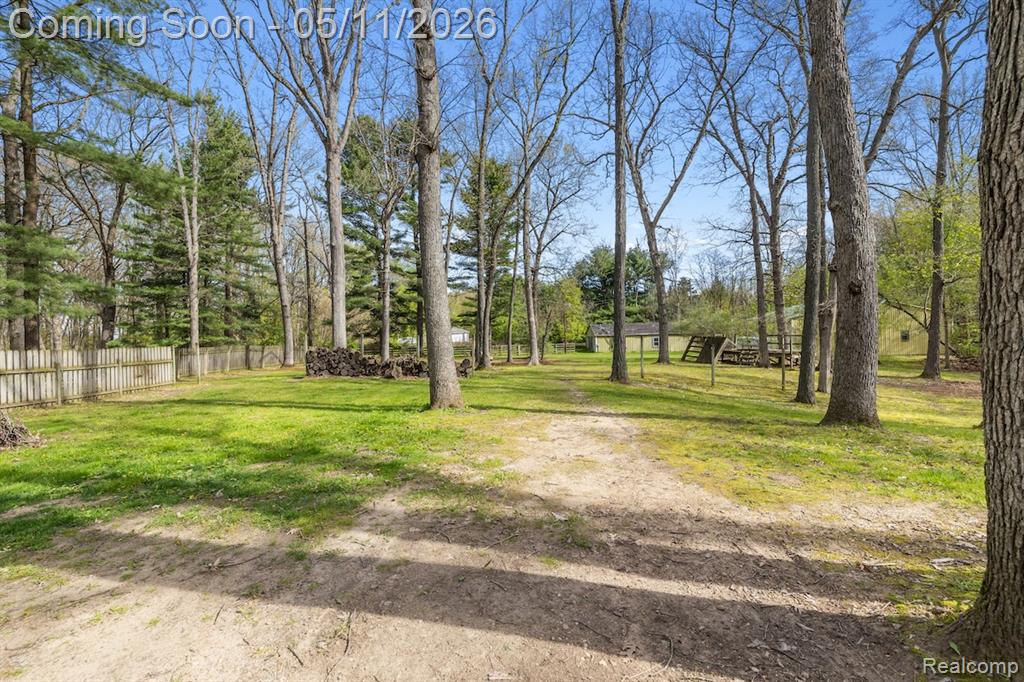 2700 N Hacker Road, Howell, MI 48855 — Photo 24
