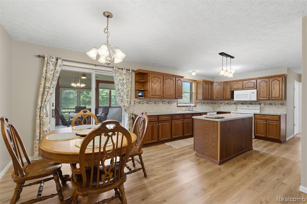3843 Hooker Road, Pinckney, MI 48169 — Photo 5