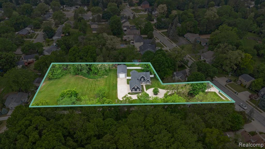 595 BRIGHTON LAKE RD, Brighton, MI 48116 — Photo 57