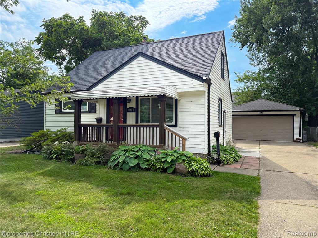 4003 Elmhurst Avenue, Royal Oak, MI 48073