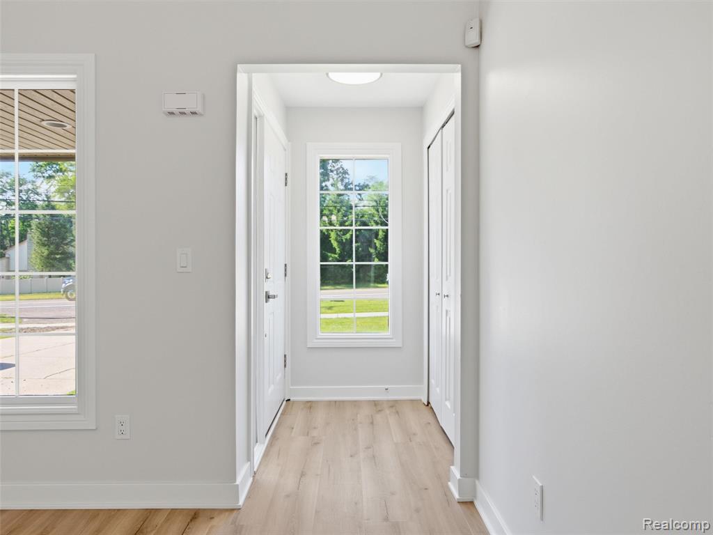 8365 22 Mile Road, Utica, MI 48317 — Photo 4