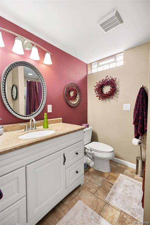 410 Glenn Court, Lake Orion, MI 48362 — Photo 15
