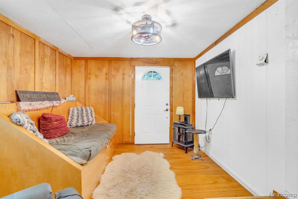 1120 HUBBLE Drive, Holly, MI 48442 — Photo 11