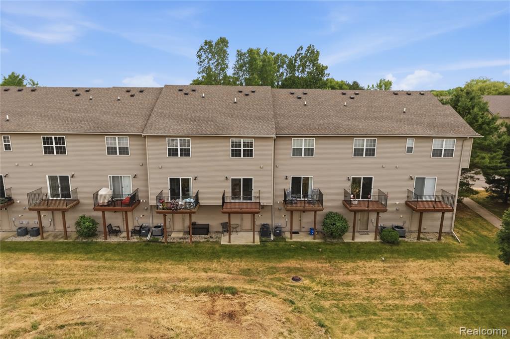 2138 Knotty Pine Trail, Howell, MI 48855 — Photo 35