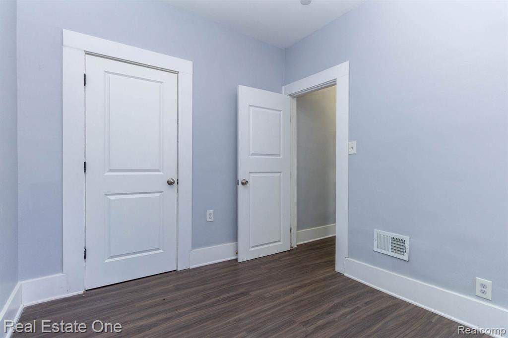 17172 Waltham Street, Detroit, MI 48205 — Photo 18