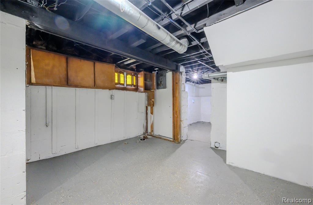 14720 E State Fair Street, Detroit, MI 48205 — Photo 32